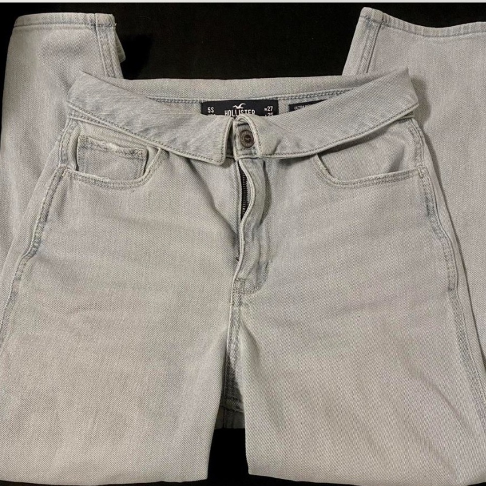 Hollister mom jeans